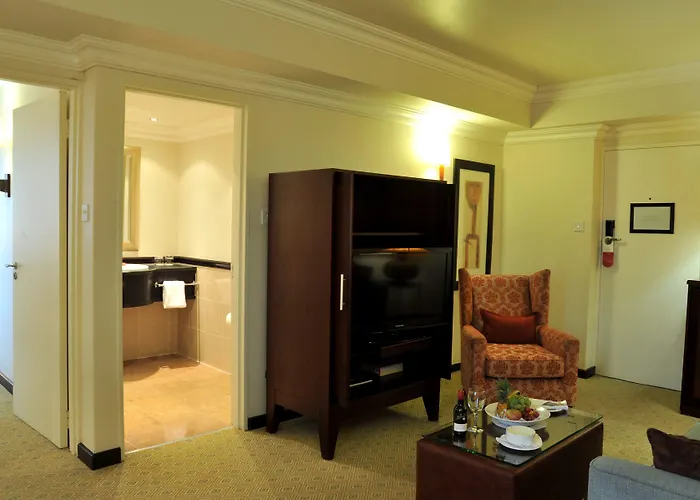 Cresta President Hotel
